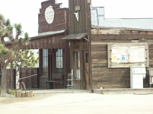 pioneertown 015